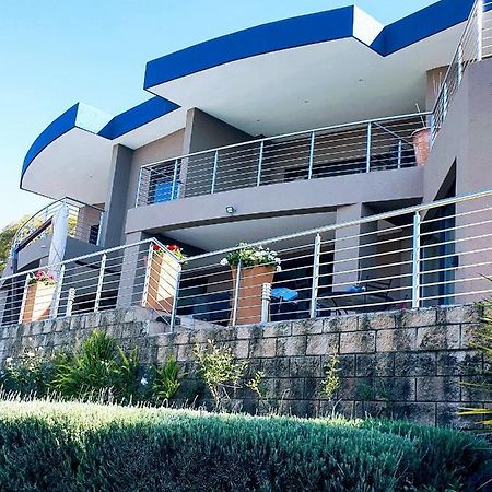 Over The Moon Guesthouse Johannesburgo Exterior foto